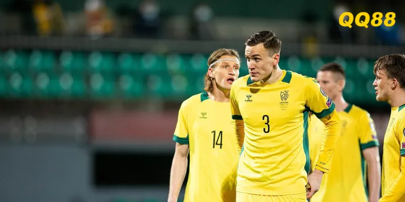 Lithuania giữ vững tinh thần chiến đấu trên sân nhà Kaunas.